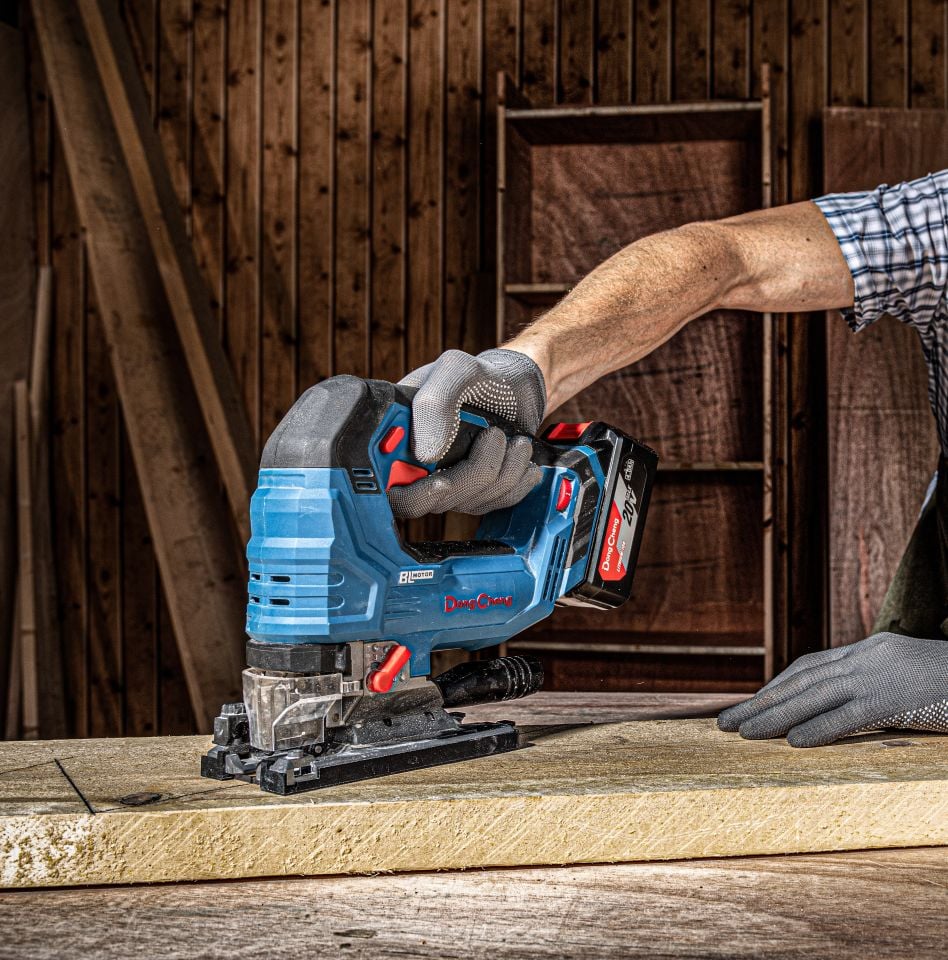 DCMQ85 DEKUPAJ MAKİNESİ