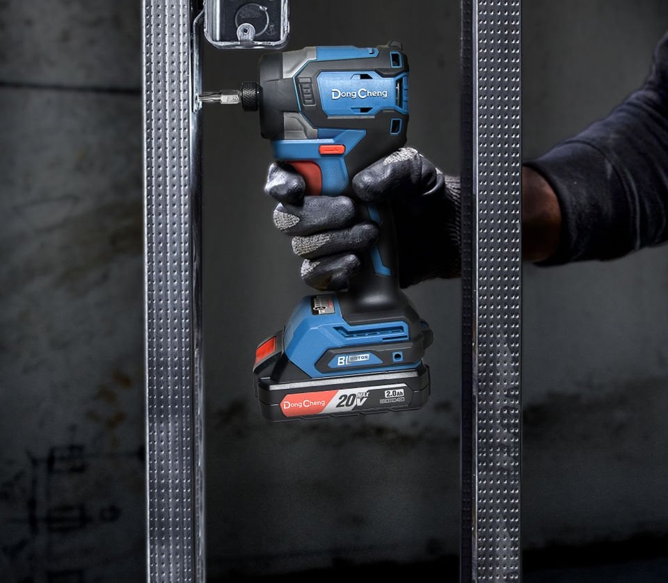 DCPL208 TORKLU VİDALAMA